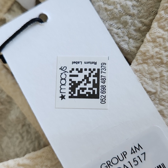 Calvin Klein, Woman's, Sz XS runs Big, light Yellow, NWT, Light Weight Blouse, - Picture 9 of 10